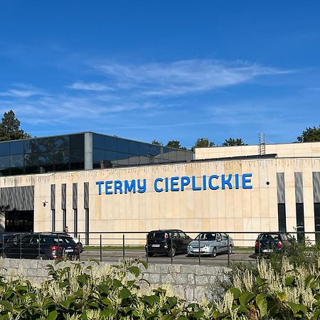 Sweet Home Cieplice Mountain View Apartament By The Main Park And Thermal Pools Jelenia Góra Exteriör bild